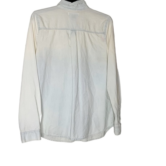 OLD Navy two toned buttoned down shirt. Size S - Picture 4 of 6